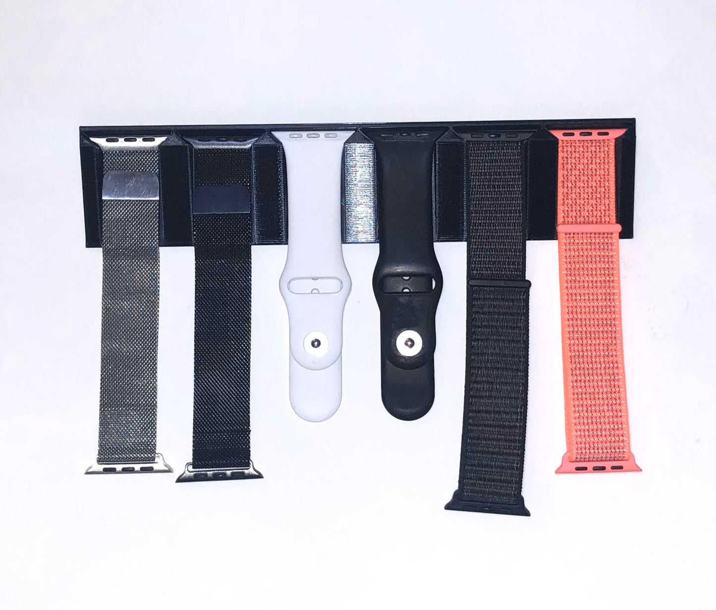 Apple Watch Band Organizer: Wall Mount Display Case